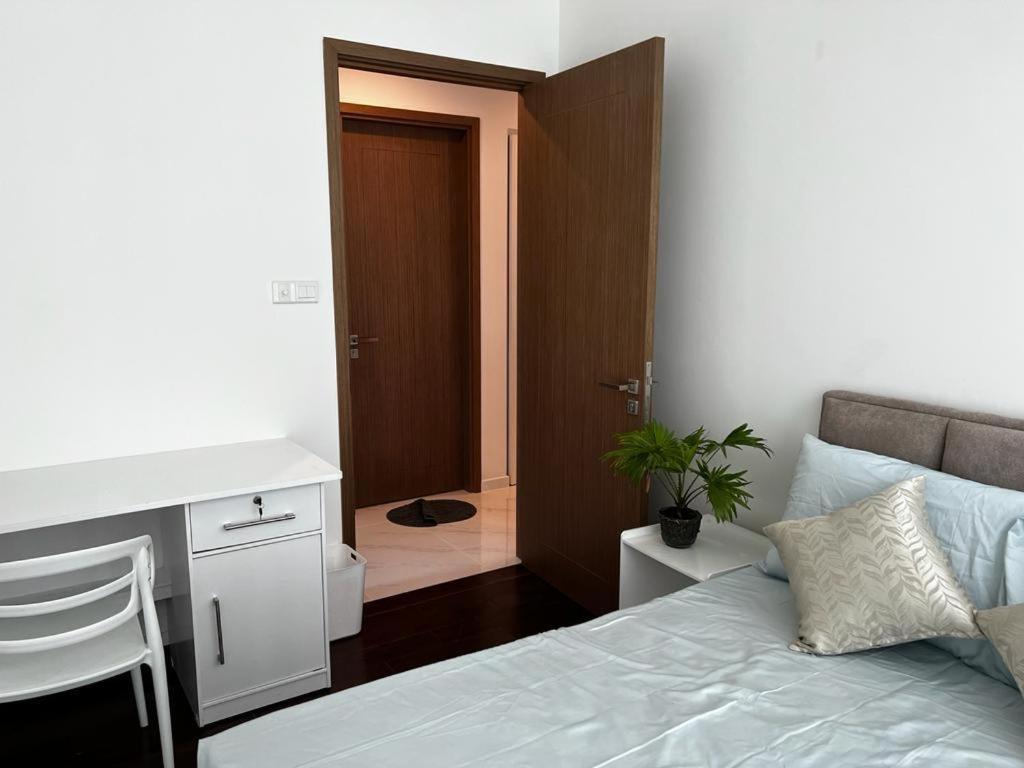 Luxury Sky Apartment Коломбо Экстерьер фото